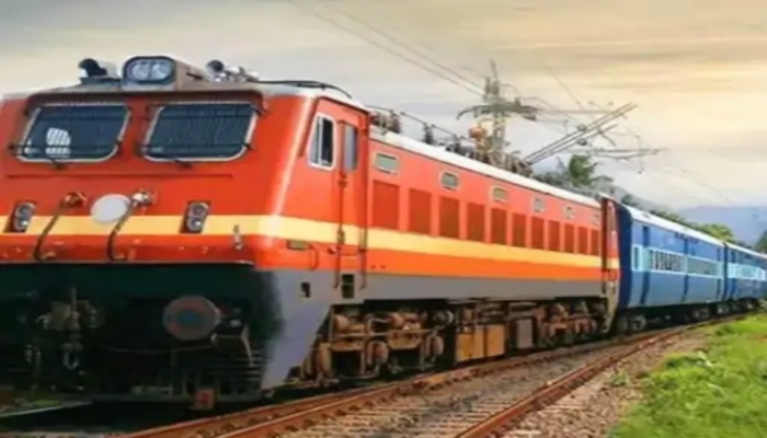 77 Trains Passing Through Chhattisgarh Affected