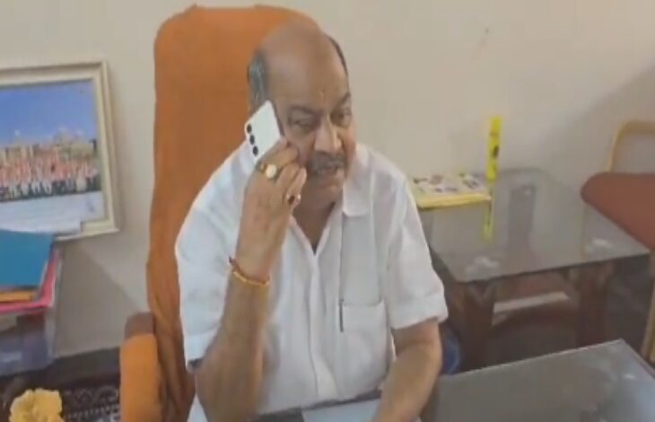 MLA Purandar Mishra falls victim to ₹10,000 cyber fraud in Raipur.