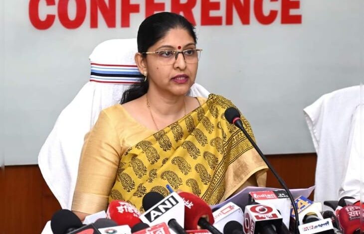 Adequate Stock of Petrol and Diesel in the State; Avoid Rumors: Food Secretary Reena Kangale