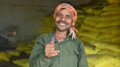 Farmers throng committees to procure fertilizers and seeds; express satisfaction with the streamlined system.