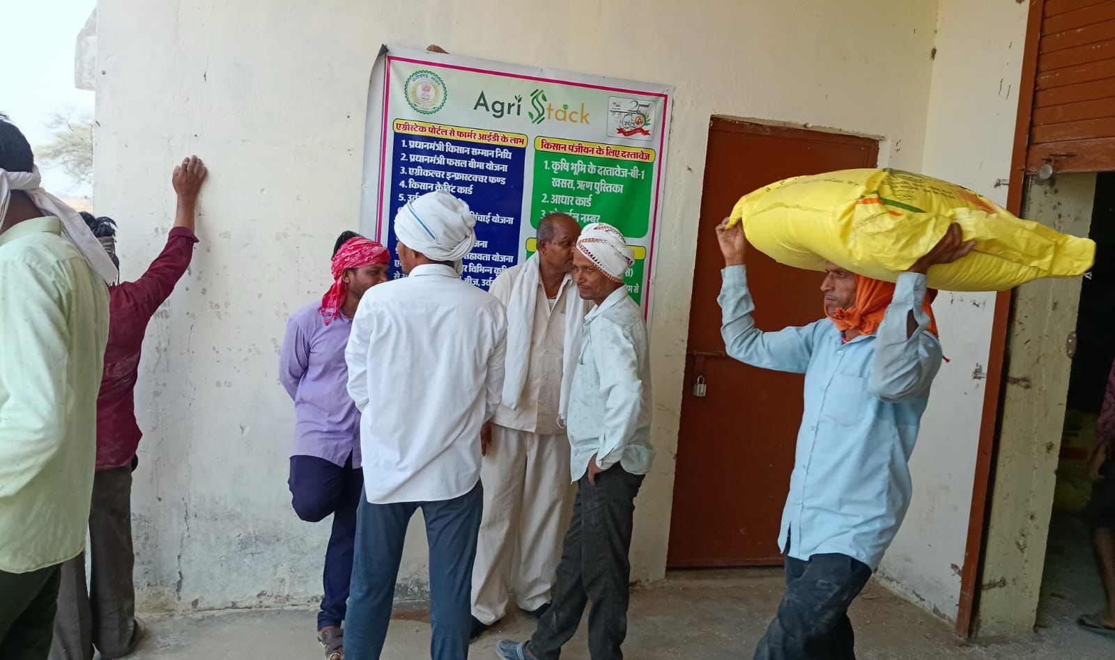 No Shortage of Fertilizers and Seeds in Mungeli; Over 25,000 Metric Tons of Fertilizer Available