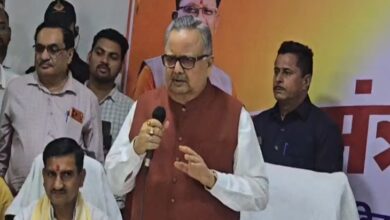 Assembly Speaker Raman Singh Lashes Out at Chaos in Bemetara, Reprimands Officials; Video Goes Viral