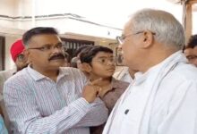 Immediately after being suspended, the Janpad Panchayat CEO met with Bhupesh Baghel.