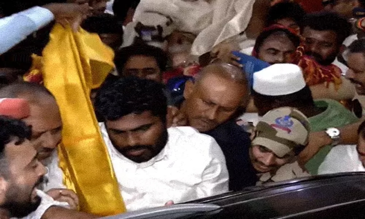Claims of initial support for Annamalai's new party