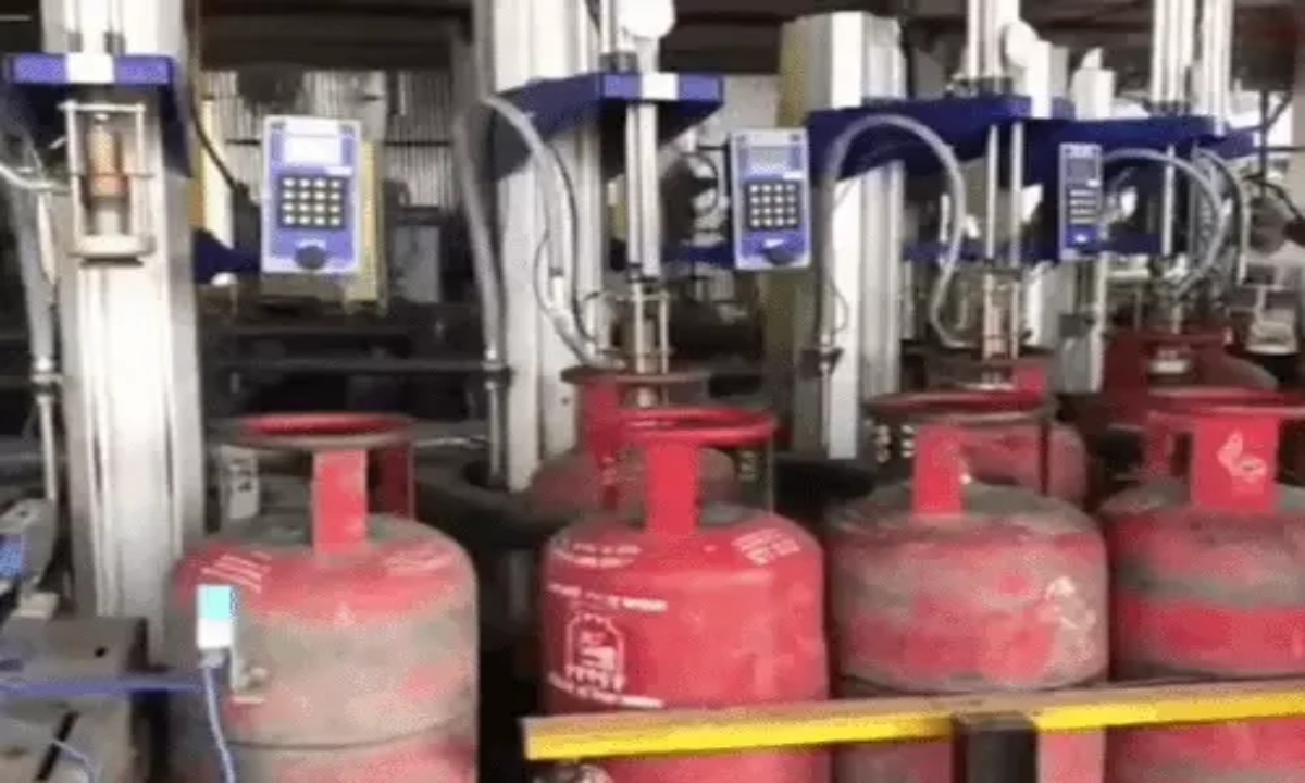 Domestic LPG cylinder price hiked by ₹29: Rates raised for the second time in three months.