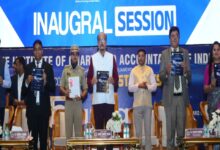 Governor speaks at National CA Students' Conference