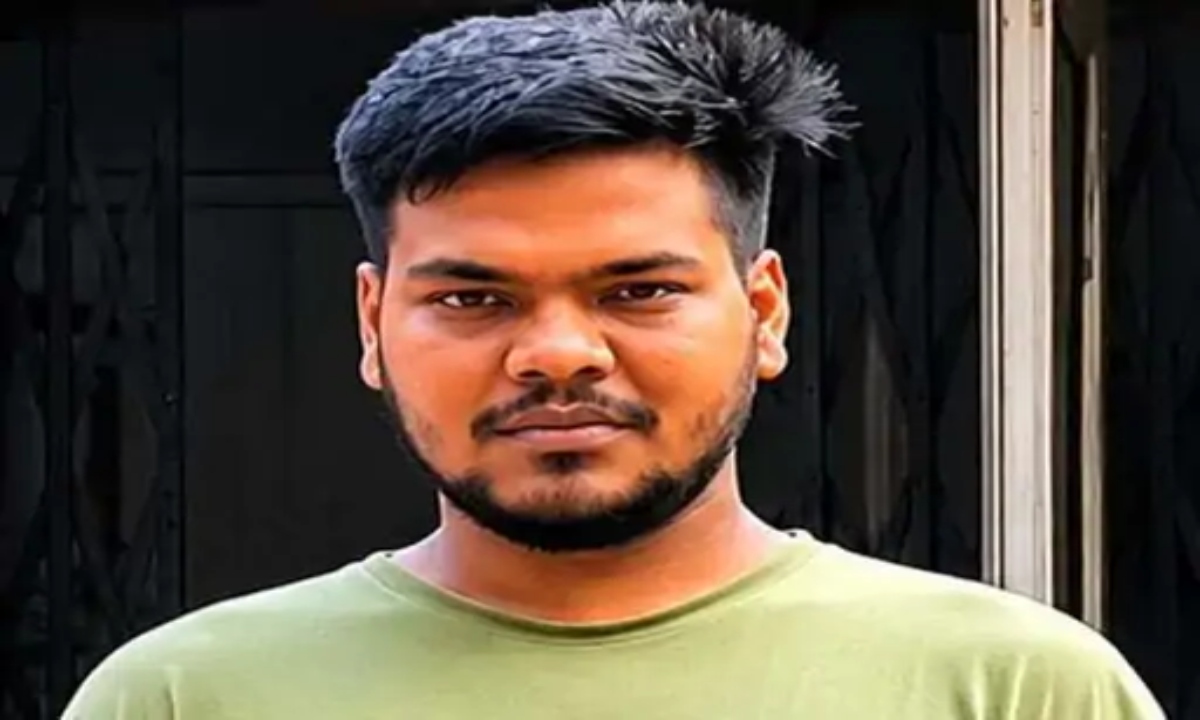 Software engineer arrested for showing match 5 seconds early: Cricket betting network busted