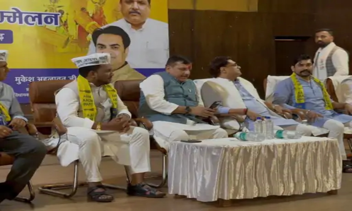 Speaking at the AAP conference in Raipur, Sanjay Singh said, "Do not back down if you have to go to jail for the sake of the people."