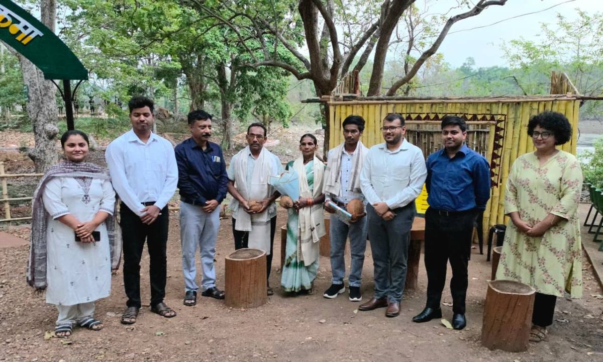 Sukma tribal farmer's son shines in JEE Advanced