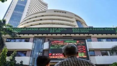 Strong stock market rebound: Sensex climbs 500 points, Nifty crosses 23,250.