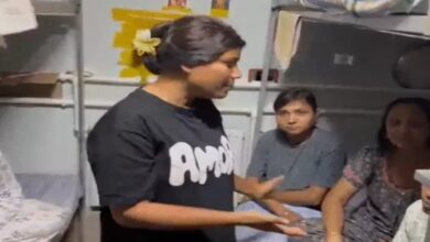 20 young men and women from Gujarat stranded in Russia; fraud alleged under the guise of job offers.