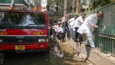 Delhi hotel fire: Questions raised over police investigation
