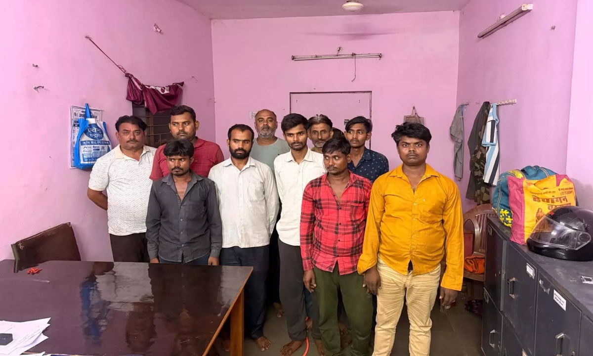 Illegal Gutkha factory busted, 10 accused arrested; large quantities of stock and machinery seized.