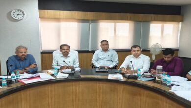 Transport Department gets tough: RTOs and DTOs to remain at headquarters.