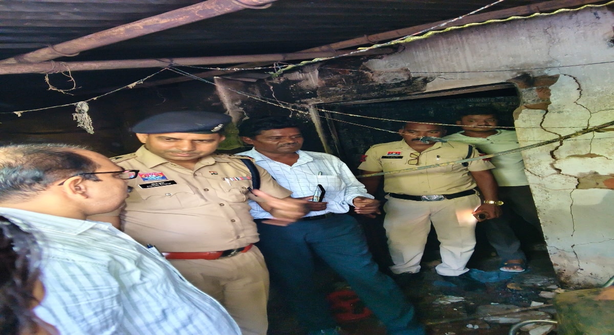 AC blast in Raigarh: One dead, one seriously injured; house and two bikes burned to ashes