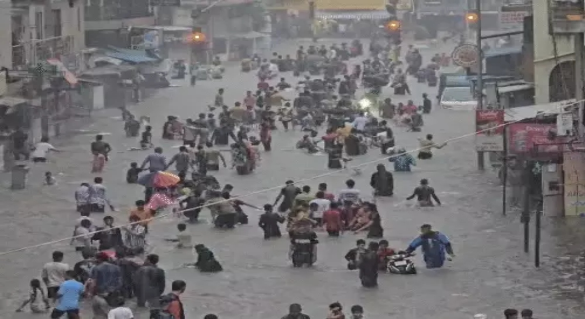 Monsoon havoc across the country: Surat flooded after 18 inches of rain.