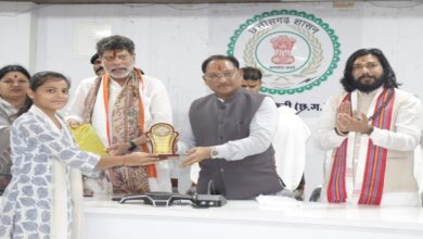 The Chief Minister honored meritorious students.