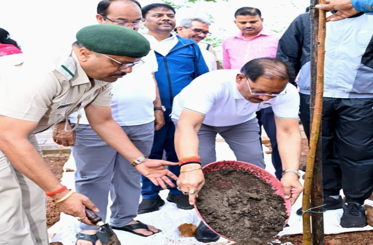 Chief Minister Sai plants a sapling under the 'Ek Ped Maa Ke Naam' campaign; conveys a message of environmental conservation.