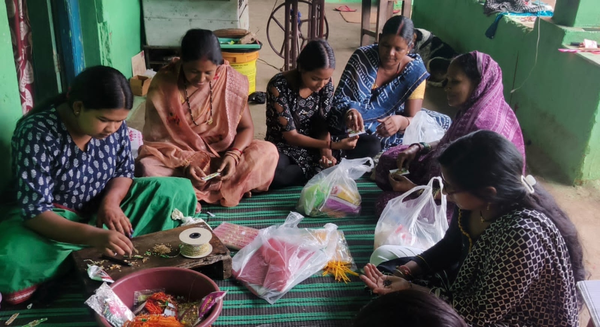 A message of greenery for Raksha Bandhan: Women in Raigarh crafted seed rakhis; plants will sprout as soon as they are placed in the soil.