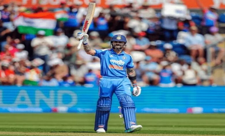 Kohli equals Vivian Richards; completes 8,000 partnership runs with Rohit.