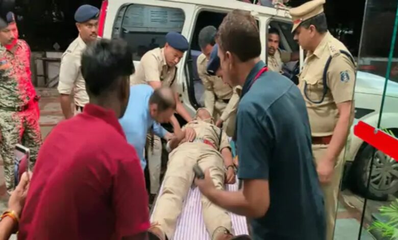 Raipur protest violence: FIR against 12 Congress leaders, accused of stone-pelting at police; 16 personnel injured.