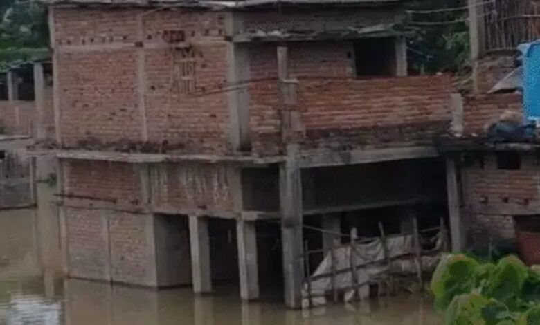 High alert in 8 districts due to floods in Nepal.