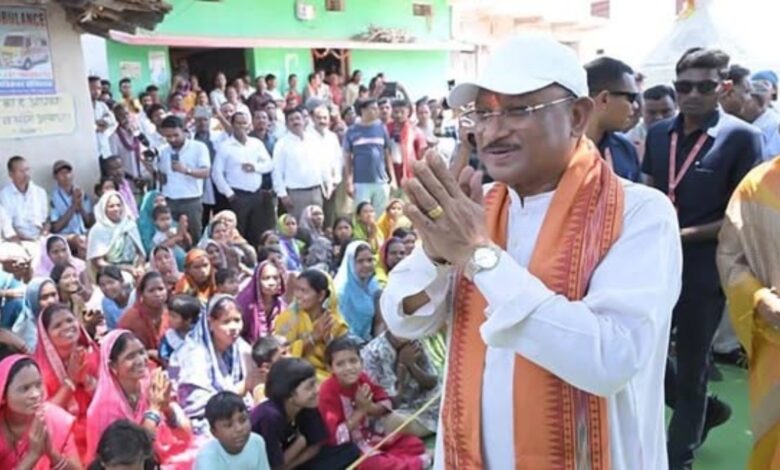 Good Governance Festival: Administration reaches the village square; villagers' issues resolved on the spot.