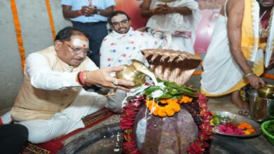 CM Sai visits Baba Karmeshwar Dham; announces Mangal Bhavan.