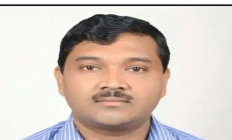 Hemchand Yadav University has modified the financial powers of the Registrar.