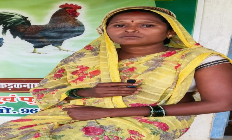 Kamlesh became a ‘Lakhpati Didi’ through a chicken shop and tailoring.