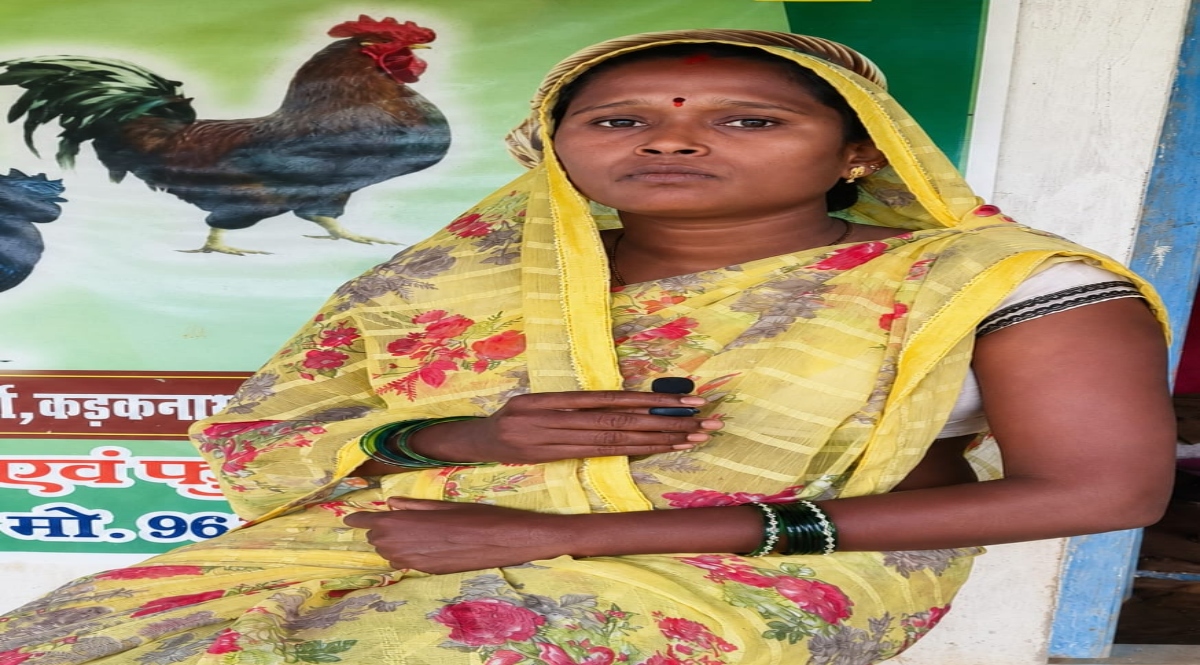 Kamlesh became a ‘Lakhpati Didi’ through a chicken shop and tailoring.