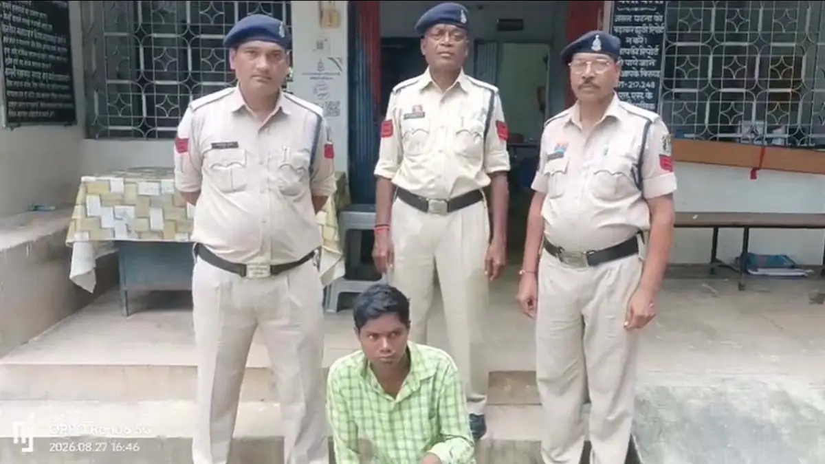 Accused fled to Tamil Nadu after murdering his wife.