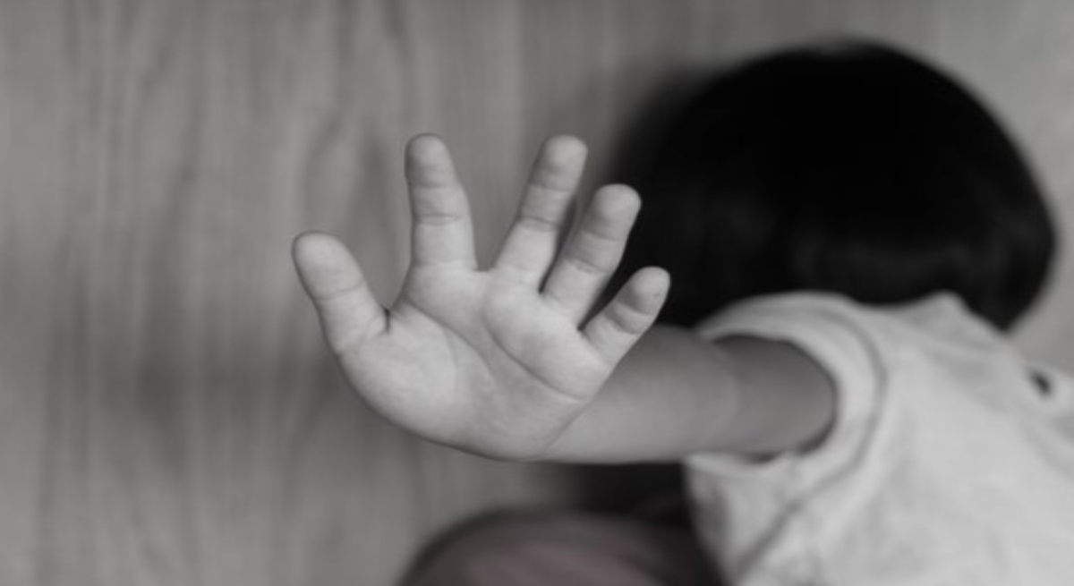 Sexual abuse of a 3-year-old girl in a private school
