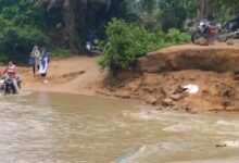 Culvert collapses in rain; connectivity of dozens of villages affected.