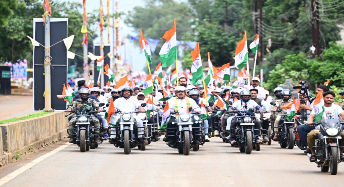 The Tricolour resonates in Naxal-affected Bastar; historic Tiranga Yatra begins in Narayanpur.