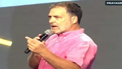 Rahul Gandhi's interaction with students in Prayagraj