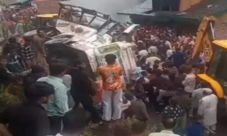 Tragic bus accident in Himachal: Private bus plunges into gorge in Chamba; 7 dead, 11 injured.