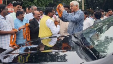 Shifting dynamics in Sarguja Congress: Singh Deo and Bhagat reunite; organization gears up for 2028.