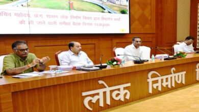 The PWD Secretary reviewed the construction works.