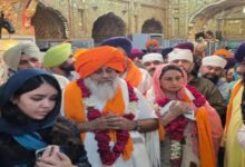 Life-threatening attack on Sukhbir Badal: Attempt made to strike his chest with a *kirpan*.