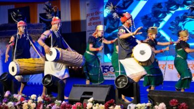 Folk artists to receive an annual incentive of up to ₹24,000; applications open until August 31.