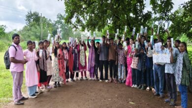 45 bird walks across 33 districts; 211 species recorded.