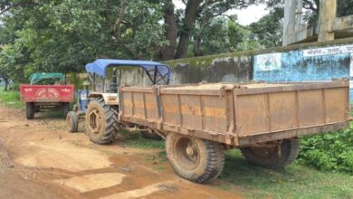 GPM में अवैध खनिज परिवहन पर कार्रवाई, 4 ट्रैक्टर-हाइवा जब्त
