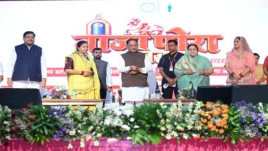 Chief Minister's residence turns into a maternal home for Teeja-Pora; mothers and sisters celebrate the festival.
