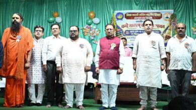 CM Sai sang ‘Vande Mataram’ with children; announced ₹50 lakh for Saraswati Shishu Mandir.