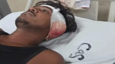 Stabbing during Ganesh Visarjan: Three youths attacked with knives while trying to resolve a dispute; condition critical.