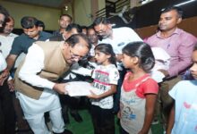 CM Sai visits flood-hit Bastar; families receive ₹10,000 in aid.