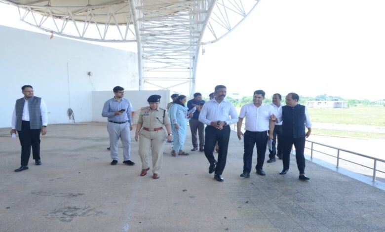 Officials arrive to review preparations for State Festival: Focus on parking, security, and traffic arrangements.