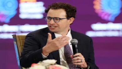 Call to slow down the pace of AI development; warning of danger within two years.