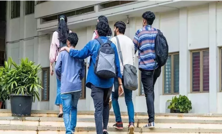 Credits won't be lost even if you change colleges; ABC facilitates continuing your studies.